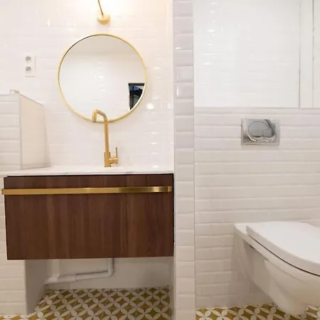 Apartment Beautiful Close To Eiffel Tower